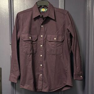 Cabela’s Vintage Button Down Heavyweight 100% Cotton Medium